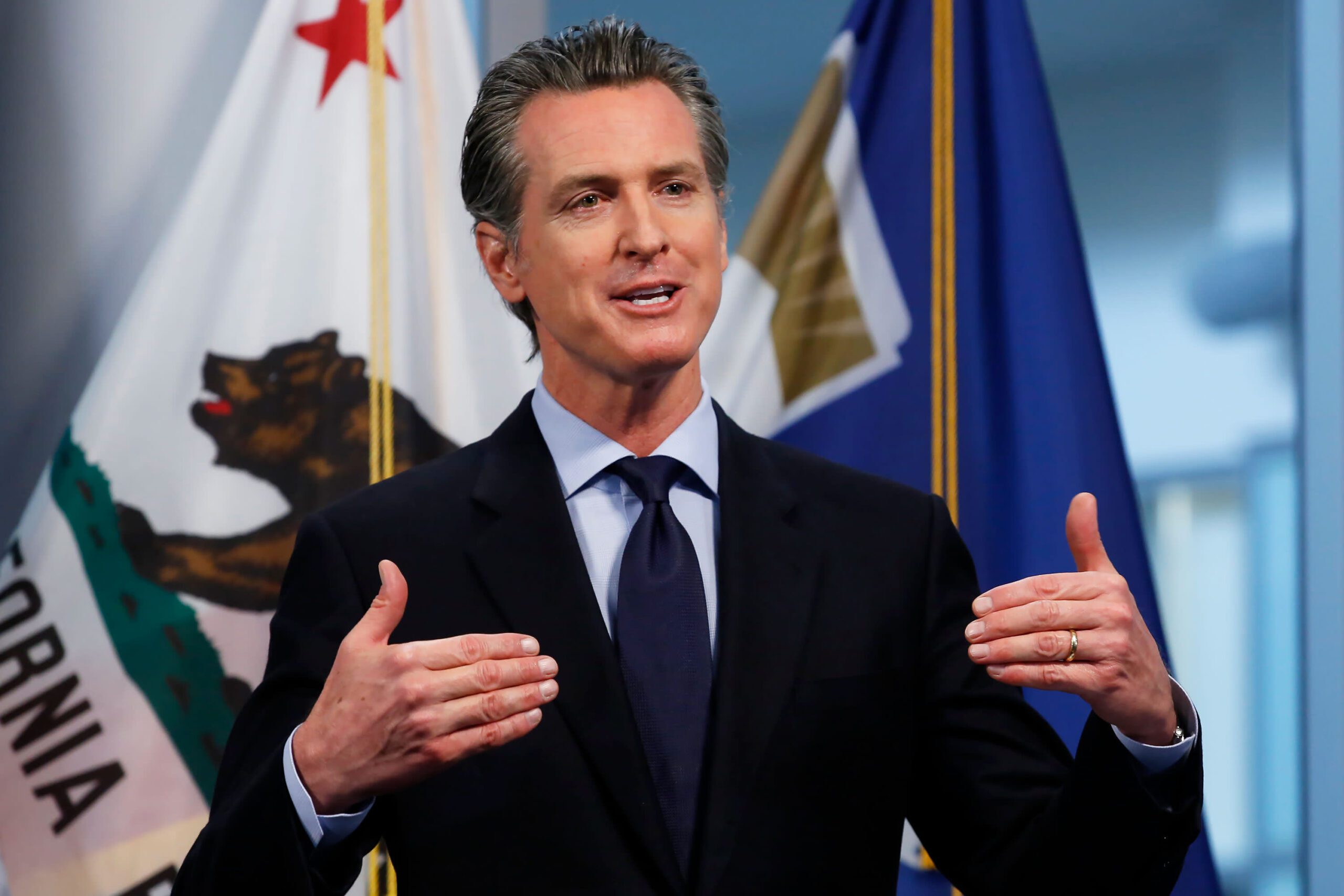 california-governor-urges-statewide-genai-training-to-navigate-the